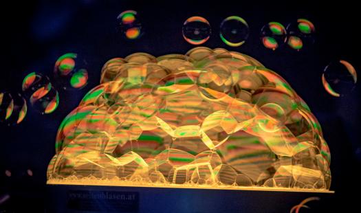 Dr. Bubbles Riesenseifenblasen Show